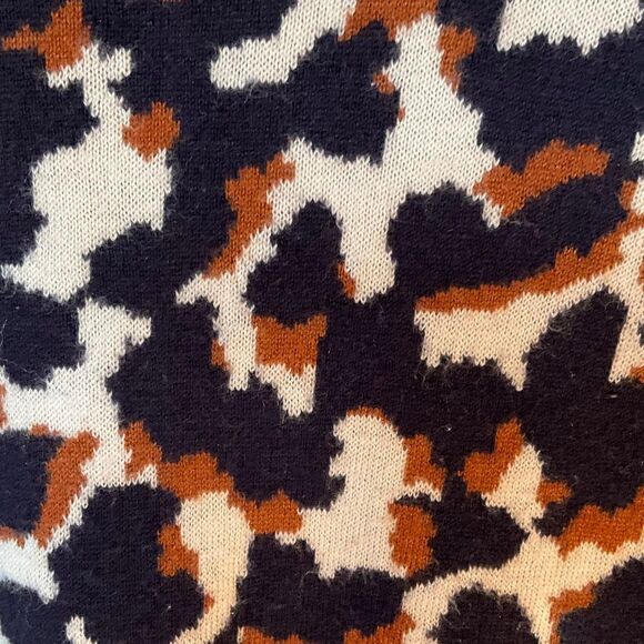 Ann Taylor Scoopneck 3/4 Sleeve Animal Print Sweater. S. Wool Blend - Picture 12 of 13